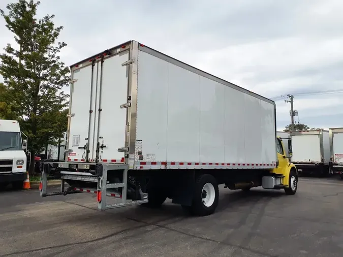2016 FREIGHTLINER M2 106