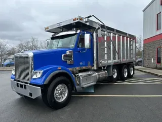 2020 Freightliner 122SD