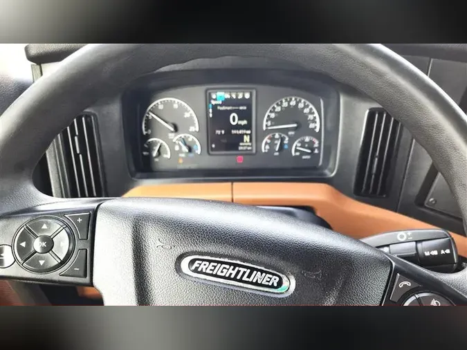 2022 FREIGHTLINER CA126