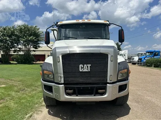 2013 CATERPILLAR CT660S