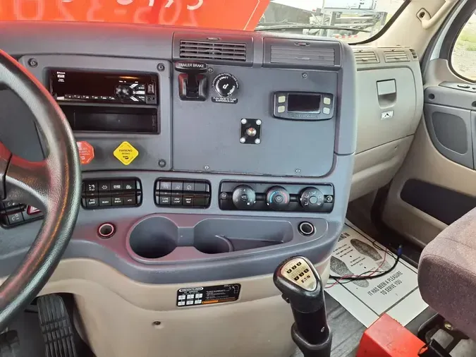 2020 FREIGHTLINER/MERCEDES CASCADIA 113