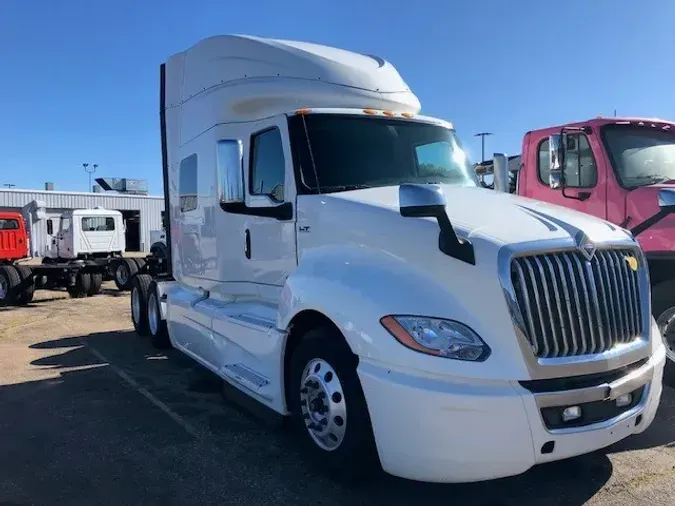 2018 International LT625