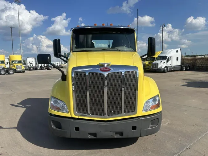 2021 Peterbilt 579