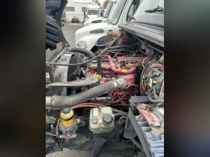 2018 FREIGHTLINER/MERCEDES M2 1062b43ad62d45b6e10876e55af91f1a564
