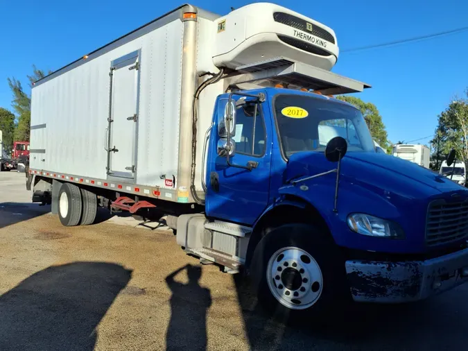 2017 FREIGHTLINER/MERCEDES M2 106