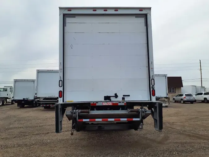 2016 FREIGHTLINER/MERCEDES M2 106