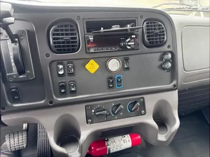 2019 Freightliner Business Class M2 1062b488951411d5d786b0cce405ceca0f7