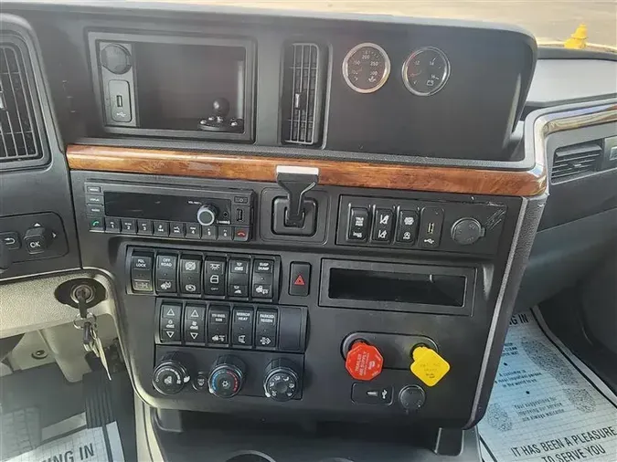 2021 INTERNATIONAL LT2b4957334ae6ca66662784a1e1c2f7fa