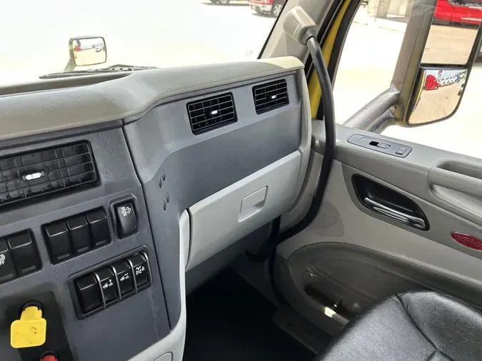 2021 Peterbilt 579