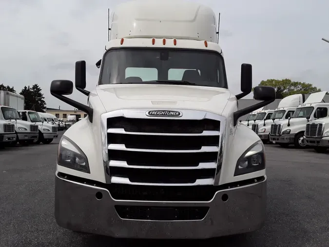 2019 FREIGHTLINER/MERCEDES NEW CASCADIA PX12664