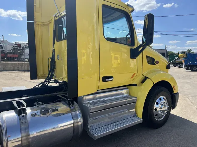 2021 Peterbilt 579