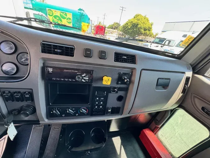 2020 Peterbilt 3372b4f1f03df397829c2e0b281340a5552