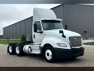 2019 INT LT625 6x4