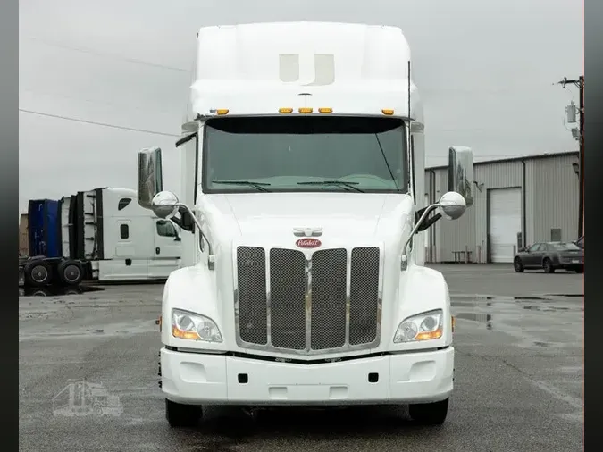 2022 PETERBILT 579