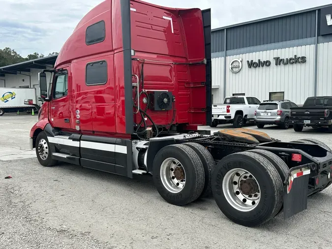 2019 Volvo VNL64T860