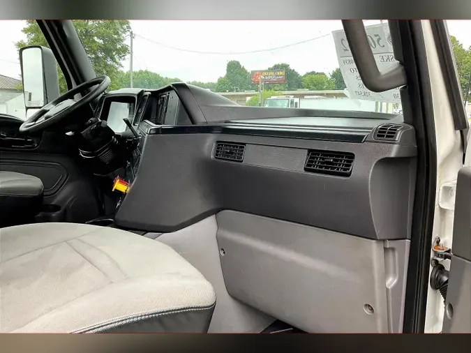 2019 INT LT625 6x4