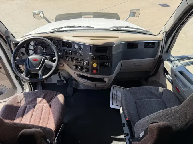 2022 Peterbilt 579