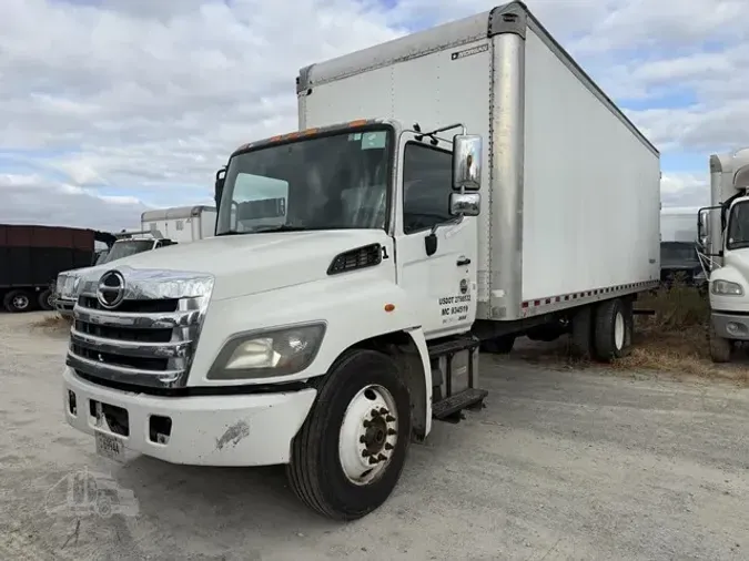 2016 HINO 268