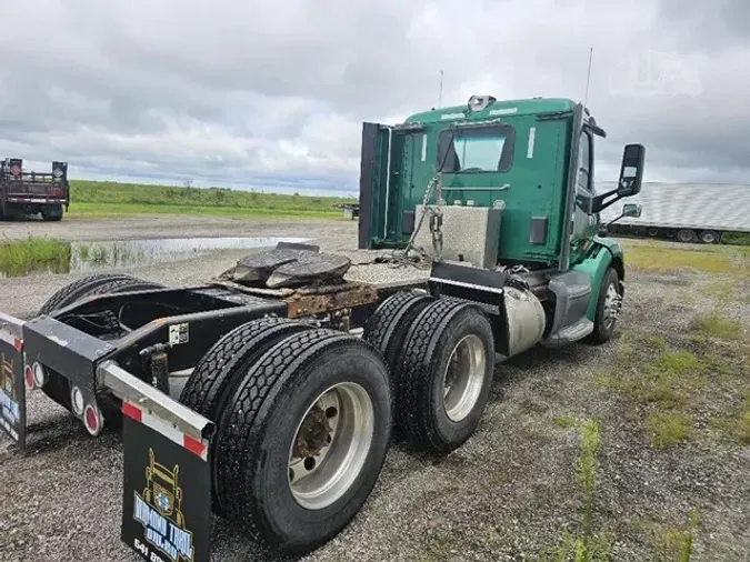 2017 PETERBILT 579