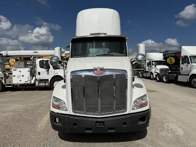 2019 PETERBILT 579