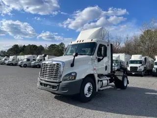 2019 Freightliner X12542ST