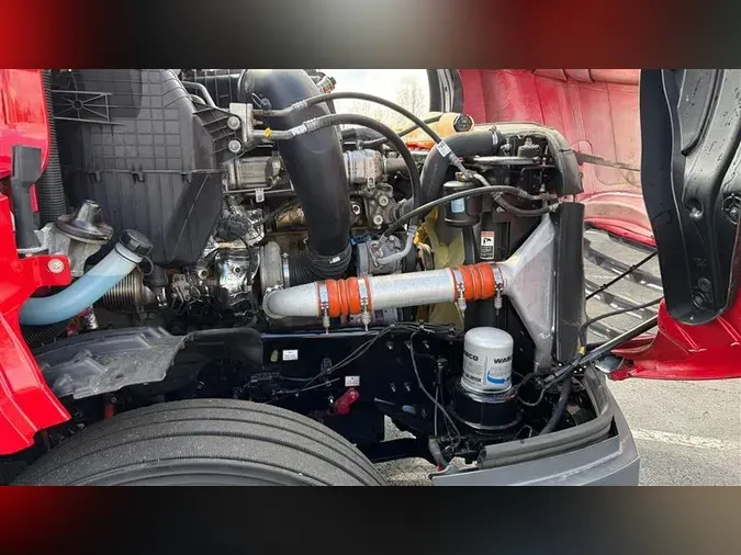 2023 FREIGHTLINER CA126