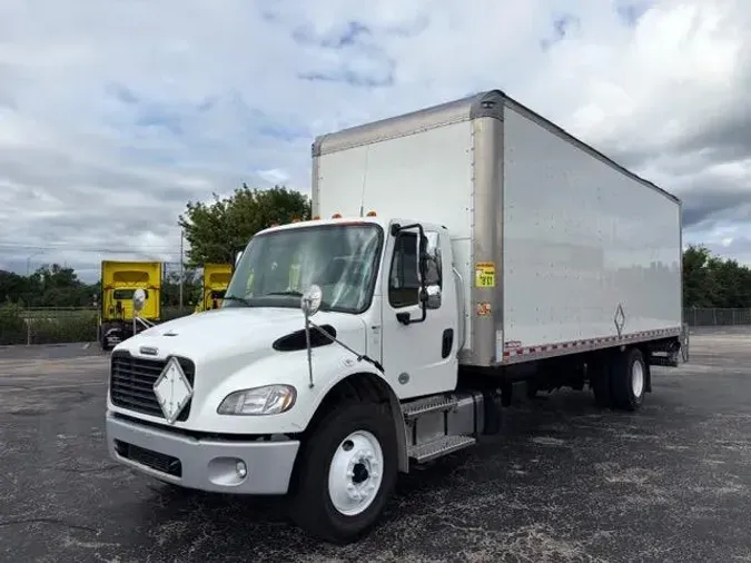 2021 Freightliner Business Class M2 106