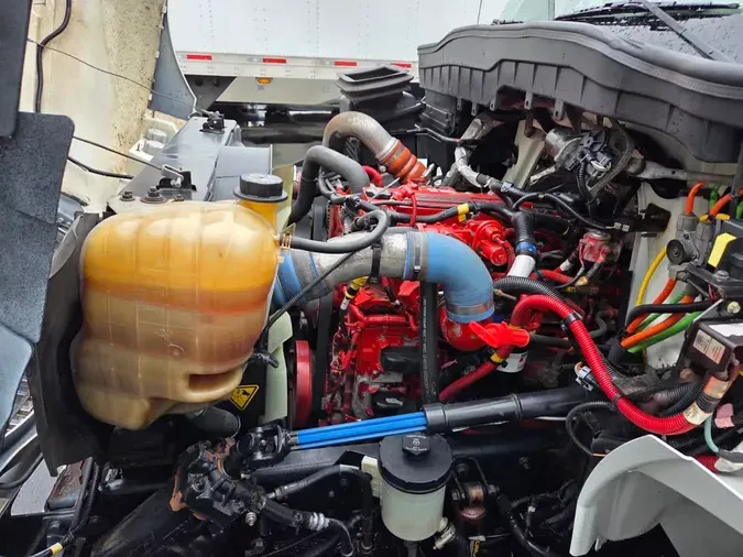 2019 NAVISTAR INTERNATIONAL 4300 LP