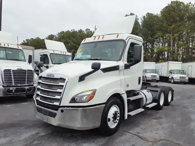 2020 FREIGHTLINER/MERCEDES NEW CASCADIA PX126642b69d74eb5d46b89f0cb4209c35a143a