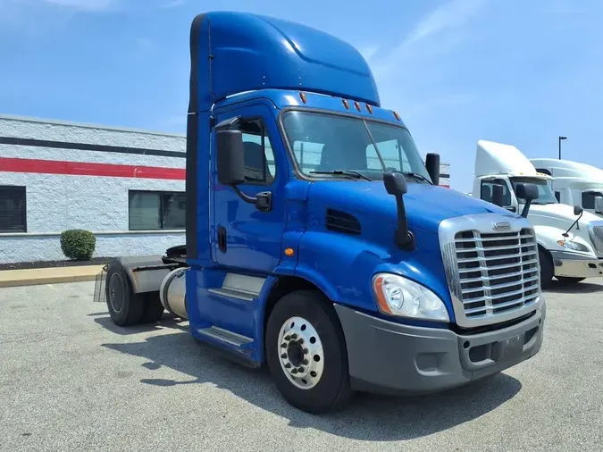 2020 FREIGHTLINER/MERCEDES CASCADIA 1132b6cd1c19ad25625663b61c41118e1d7