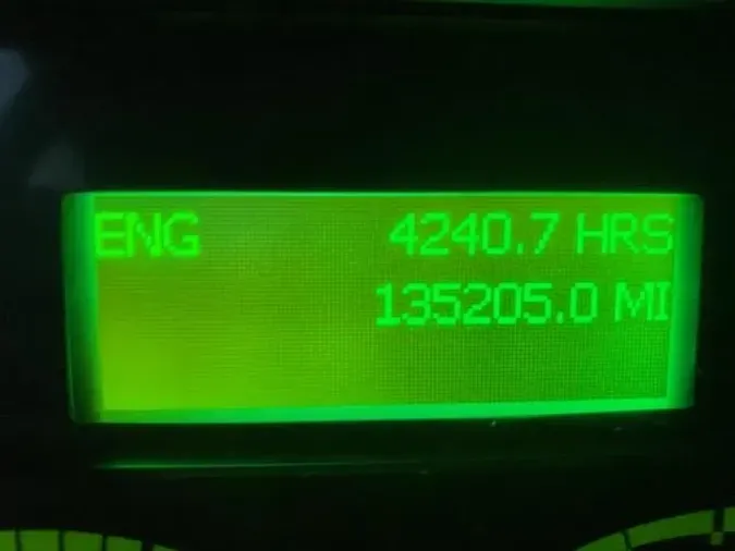 2022 Freightliner Business Class M2 106