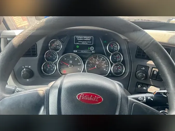 2019 PETERBILT 579
