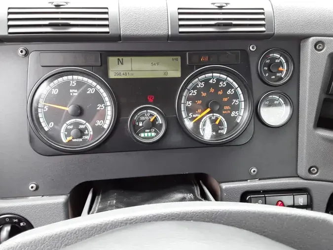 2020 FREIGHTLINER CASCADIA 125
