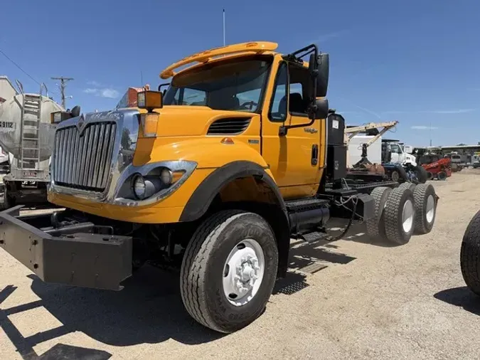 2011 INTERNATIONAL WORKSTAR 7600