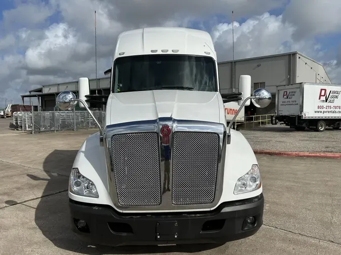 2021 Kenworth T680