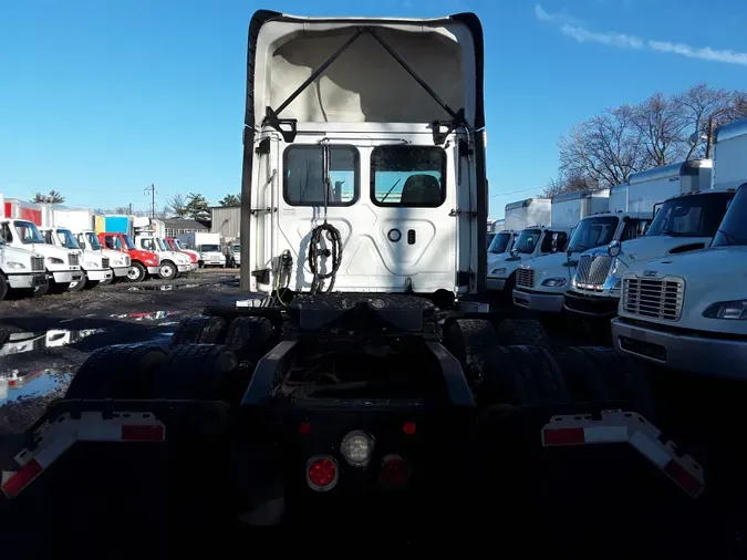 2019 FREIGHTLINER/MERCEDES NEW CASCADIA PX12664