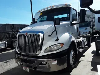 2019 NAVISTAR INTERNATIONAL RH613 DAYCAB S/A