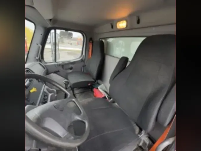 2018 FREIGHTLINER/MERCEDES M2 1062b7e50832e34aadde142ea6dac3c8058