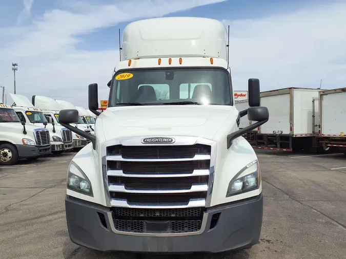 2019 FREIGHTLINER/MERCEDES NEW CASCADIA PX12664