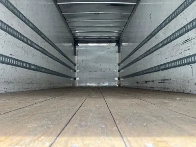 2019 Freightliner Business Class M2 106