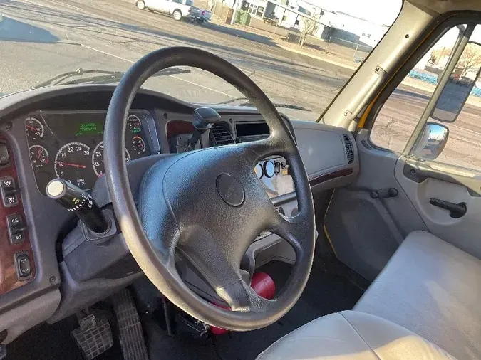 2019 Freightliner M2