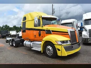 2020 WESTERN STAR 5700XE