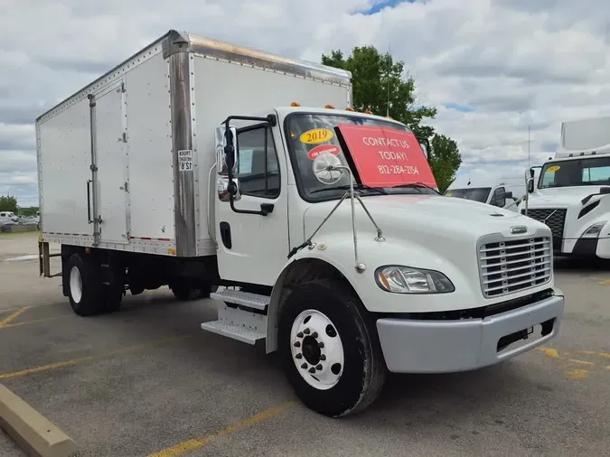 2019 FREIGHTLINER M2 106