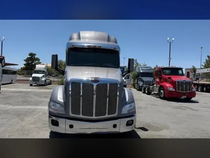 2022 Peterbilt 579