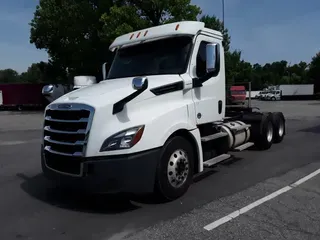 2019 FREIGHTLINER NEW CASCADIA PX12664
