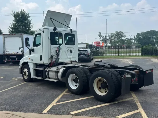2019 FREIGHTLINER/MERCEDES CASCADIA 1252b90de95036d792366dcd1cb0c57b2af