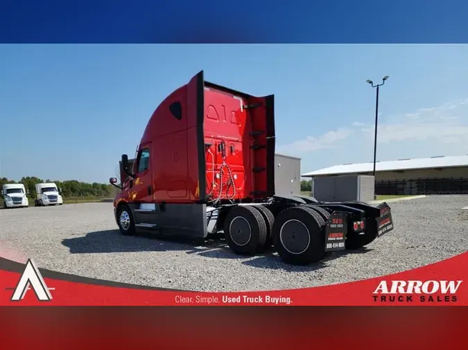 2022 FREIGHTLINER CA126