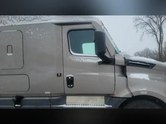 2024 Freightliner Cascadia