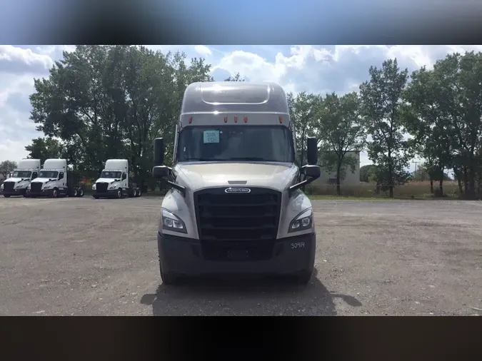 2024 Freightliner Cascadia