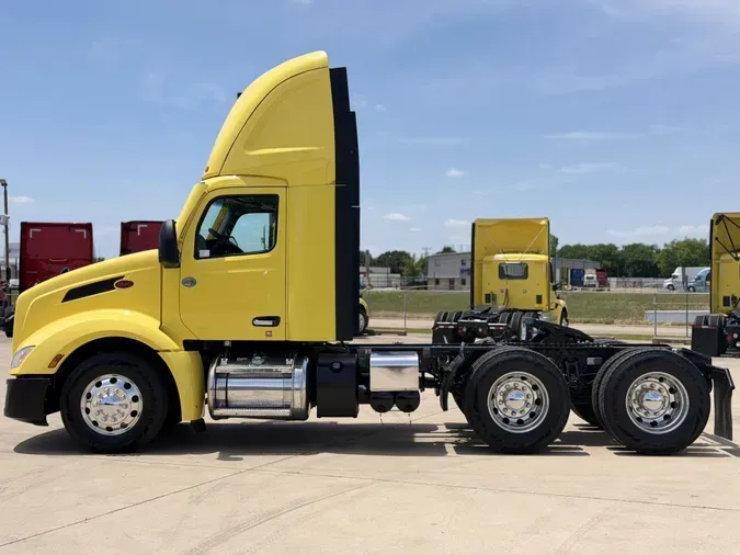 2022 Peterbilt 579